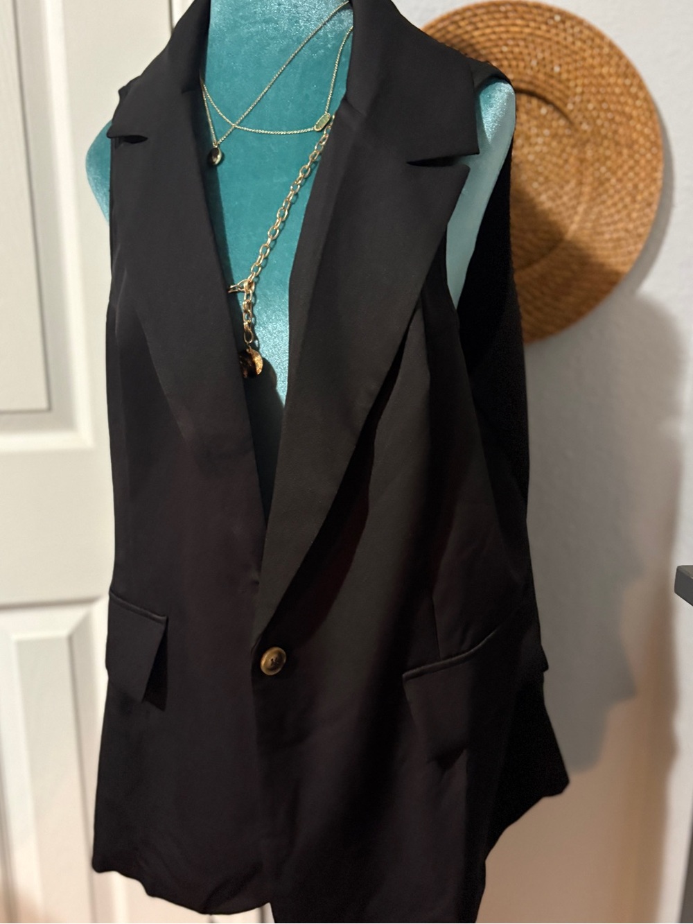 Black Sleeveless Blazer Vest - Women's Tailored Layering Piece